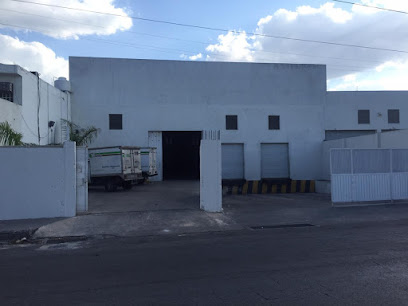 Single Location AF1QipNjG_YxOocwpovo83UJ7DwcR0IBTX5zNemQxZ8Yw408-h306-k-no.jpeg