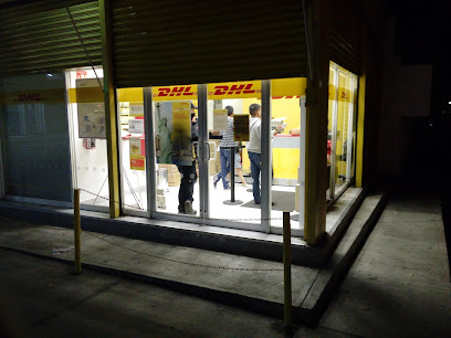 Single Category AF1QipMw-tW_fincimCYCmu-G3qVfSGWxwPRVkIOQSVcw408-h306-k-no.jpeg