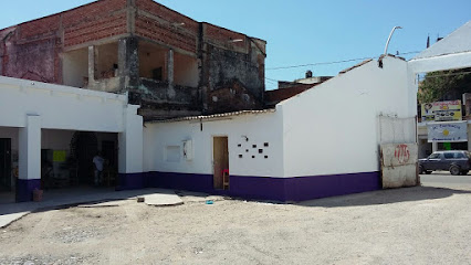 AF1QipOos-J0pRhwG63fhLDuwgD-KpZuu2ostYh7_Qxuw426-h240-k-no.jpeg