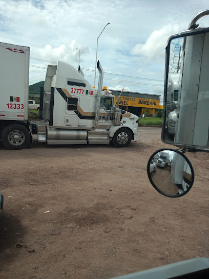 Single Location AF1QipP7-wgDkZAhatvlZohX32_6sFuRA4J3Rrh3mq5gw408-h544-k-no.jpeg