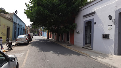 AF1QipPFnh8SehF-Pn_ipYbrV_Z43f_HUd8dmipLYo7zw426-h240-k-no.jpeg