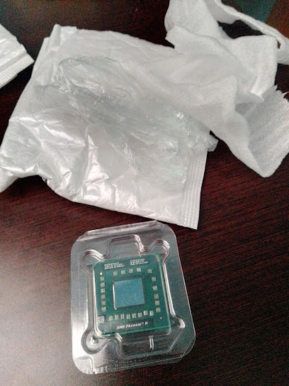 Single Location AF1QipMe0fxt2OkHvFn-KP1JRb7YtOM_vA6QCMOUEEypw408-h544-k-no.jpeg