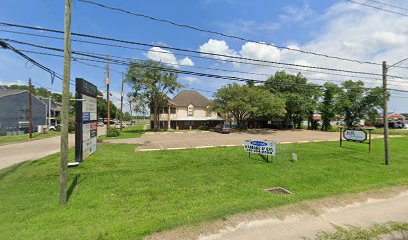 Single Location thumbnailpanoidyiYGDK_YuSA7ViRj7mIlfwcb_clientsearch.gws-prod.gpsw408h240yaw107.31764pitch0thumbfov100.jpeg
